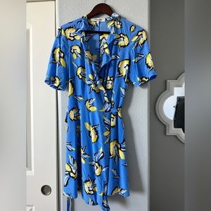 DVF silk dress in size 10